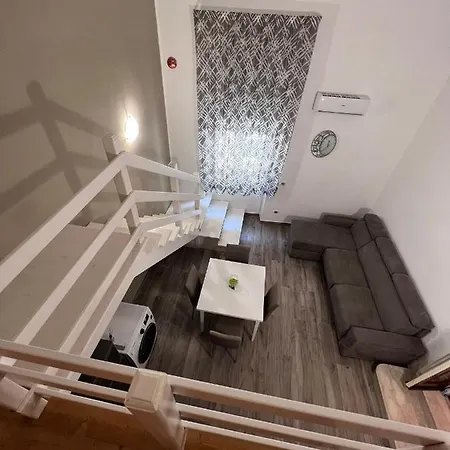 Apartment Sweet *
